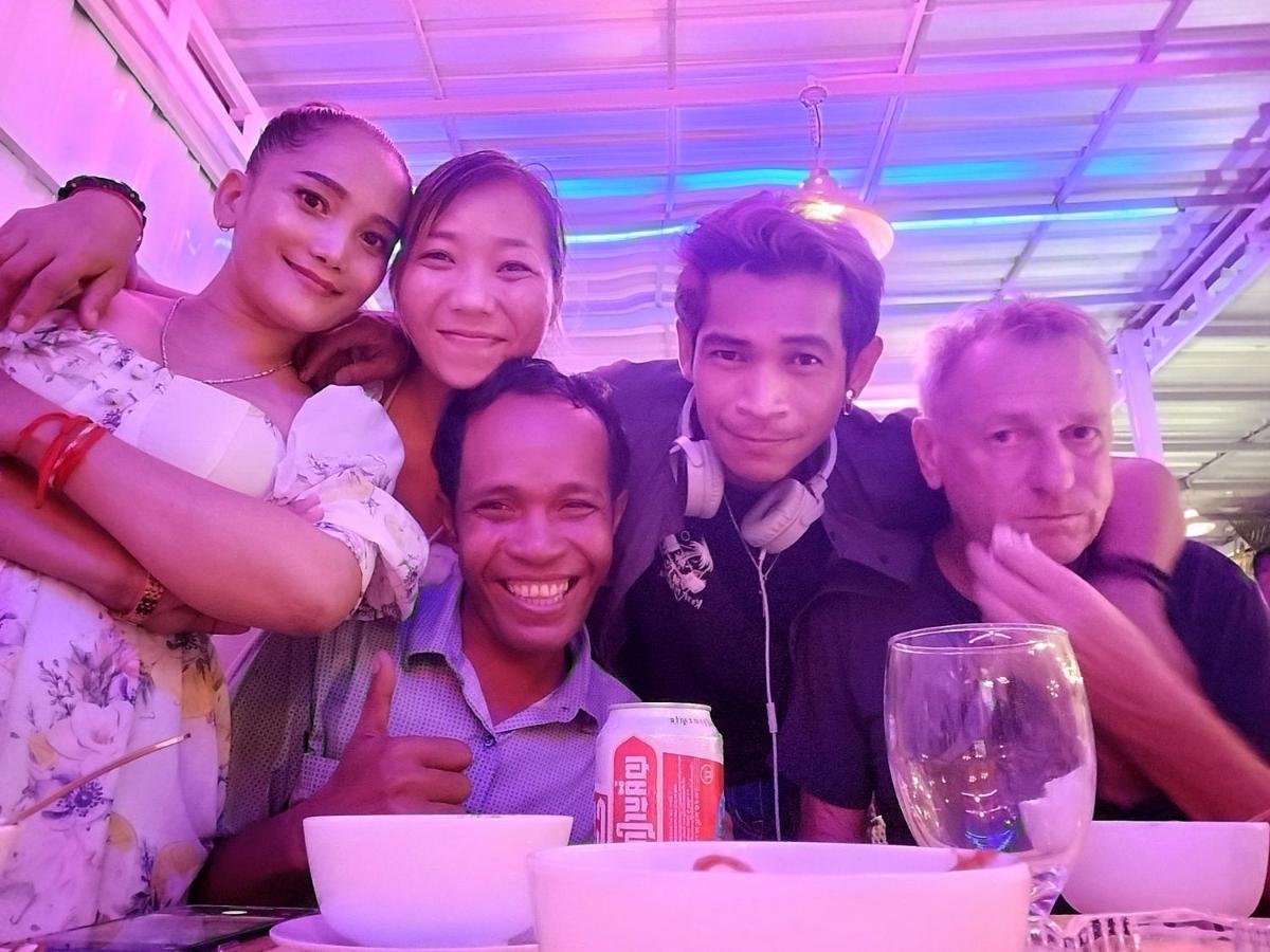 Baan Soksan Hotel Siem Reap Bagian luar foto