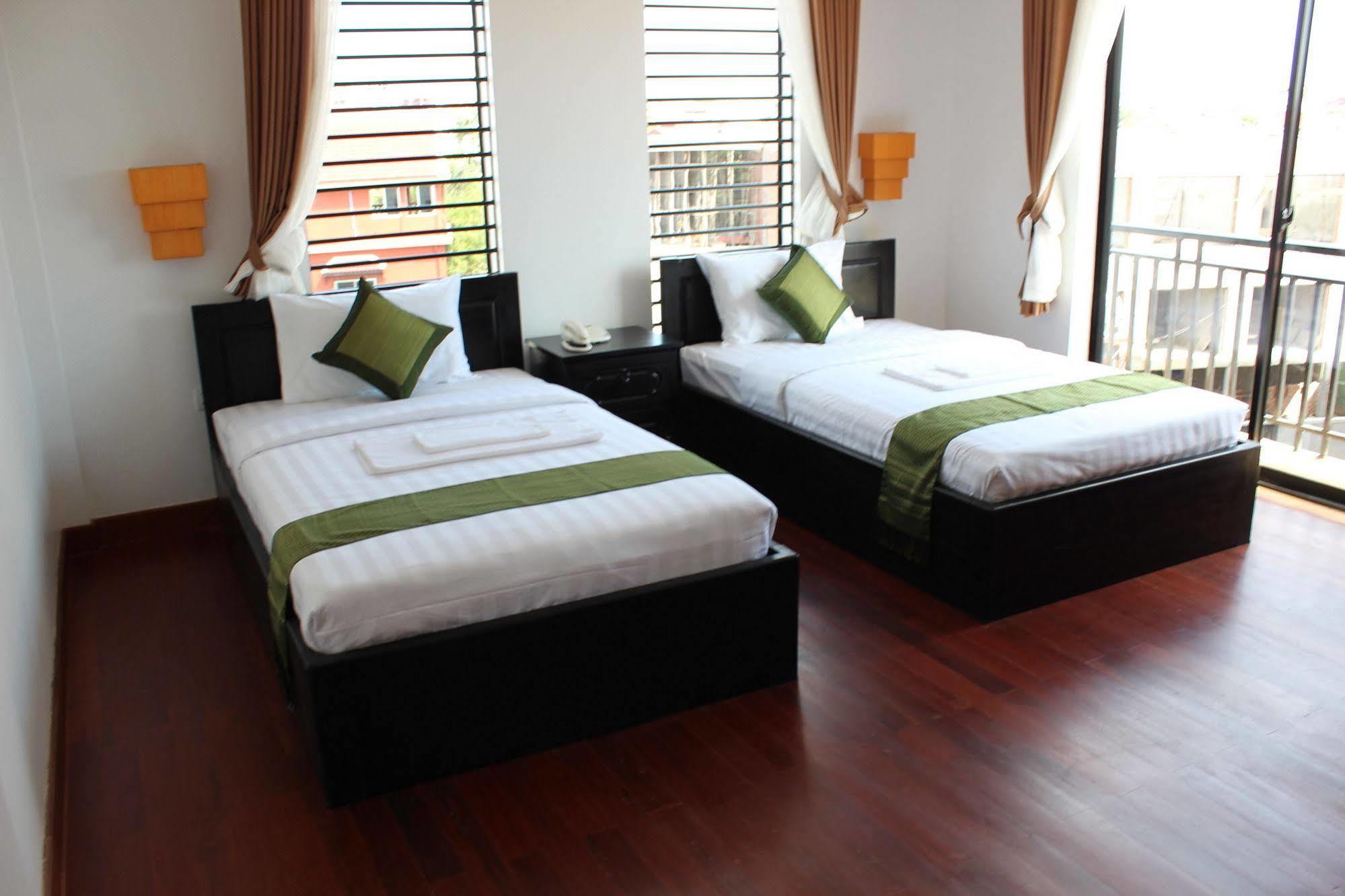 Baan Soksan Hotel Siem Reap Bagian luar foto