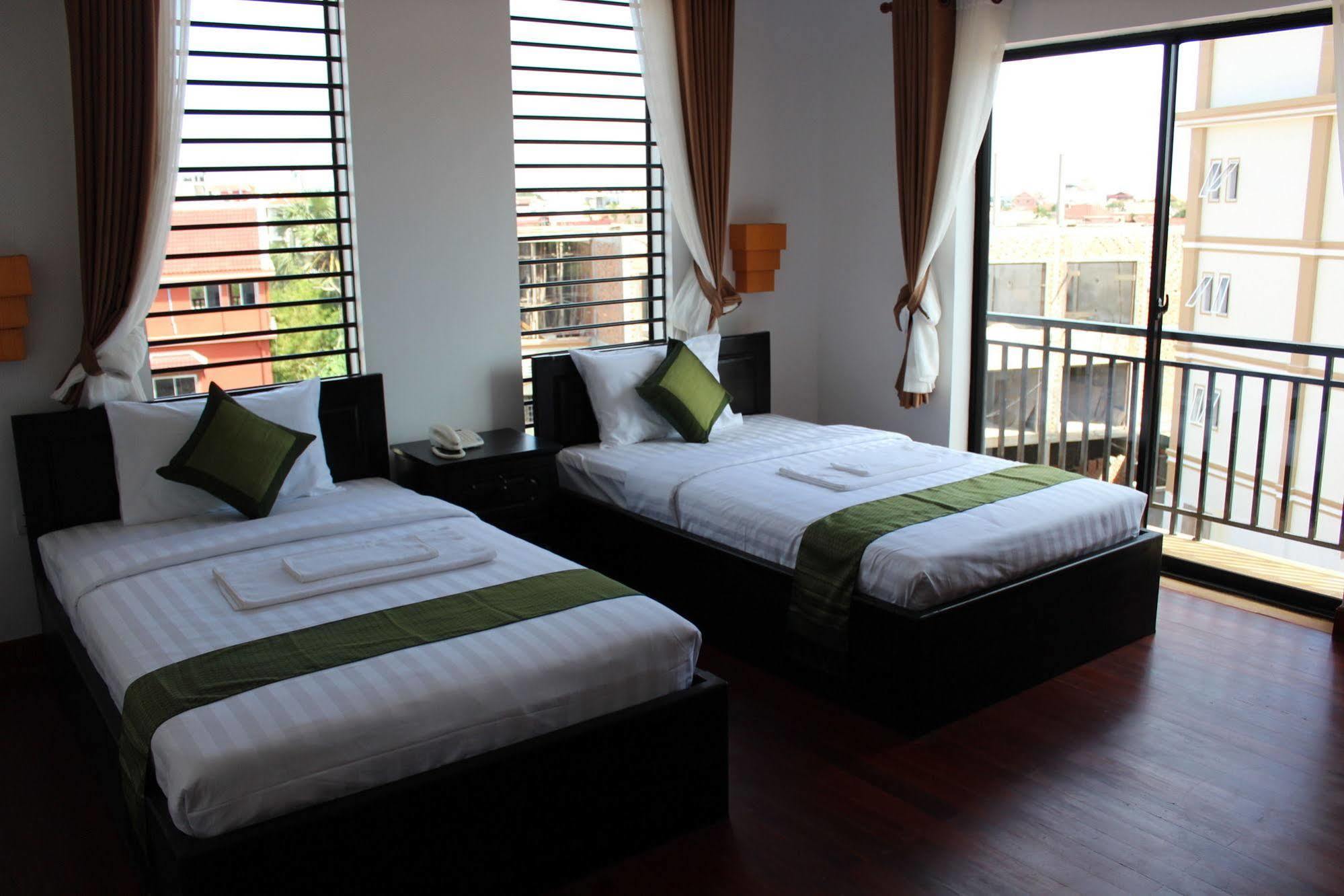 Baan Soksan Hotel Siem Reap Bagian luar foto